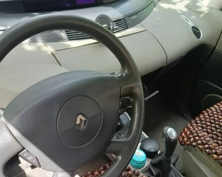 Рено Эспейс, объемом двигателя 2.2 л и пробегом 170 тыс. км за 7010 $, фото 4 на Automoto.ua
