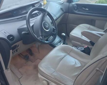 Рено Еспейс, об'ємом двигуна 3 л та пробігом 320 тис. км за 4600 $, фото 3 на Automoto.ua
