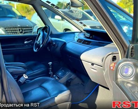 Рено Еспейс, об'ємом двигуна 2 л та пробігом 250 тис. км за 5999 $, фото 5 на Automoto.ua