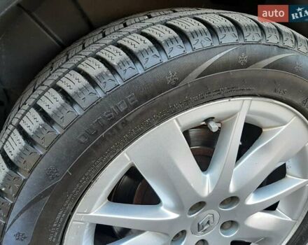 Рено Эспейс, объемом двигателя 2 л и пробегом 204 тыс. км за 7500 $, фото 26 на Automoto.ua