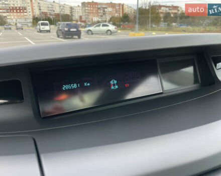 Рено Эспейс 2013 в Черновцах на Automoto.ua Рено Эспейс, объемом двигателя 2 л и пробегом 286 тыс. км за 11300 $, фото 20 на Automoto.ua