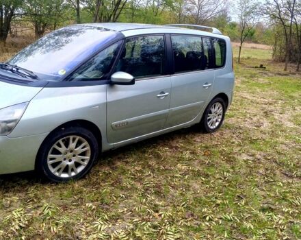 Рено Эспейс 2003 в Кропивницком (Кировограде) на Automoto.ua Рено Эспейс, объемом двигателя 2.2 л и пробегом 0 тыс. км за 4900 $, фото 1 на Automoto.ua