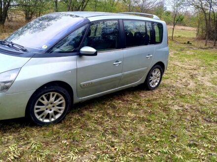 Рено Еспейс 2003 у Кропивницькому (Кіровограді) на Automoto.ua Рено Еспейс, об'ємом двигуна 2.2 л та пробігом 0 тис. км за 4800 $, фото 1 на Automoto.ua