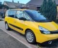 Жовтий Рено Еспейс, об'ємом двигуна 2 л та пробігом 255 тис. км за 7500 $, фото 1 на Automoto.ua