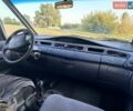 Сірий Рено Еспейс, об'ємом двигуна 2.19 л та пробігом 280 тис. км за 1950 $, фото 6 на Automoto.ua