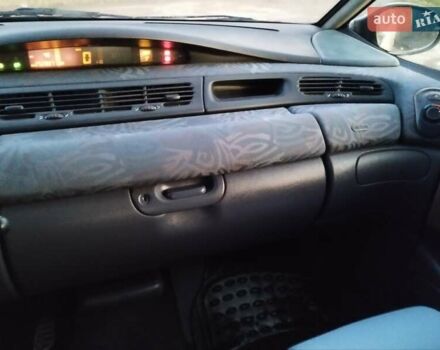 Сірий Рено Еспейс, об'ємом двигуна 2 л та пробігом 260 тис. км за 1950 $, фото 25 на Automoto.ua