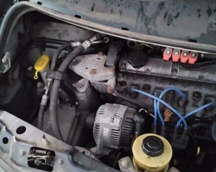 Сірий Рено Еспейс, об'ємом двигуна 2 л та пробігом 260 тис. км за 1950 $, фото 41 на Automoto.ua