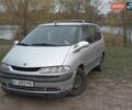 Серый Рено Эспейс, объемом двигателя 2.19 л и пробегом 380 тыс. км за 2500 $, фото 3 на Automoto.ua