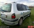 Серый Рено Эспейс, объемом двигателя 2.2 л и пробегом 382 тыс. км за 3200 $, фото 4 на Automoto.ua