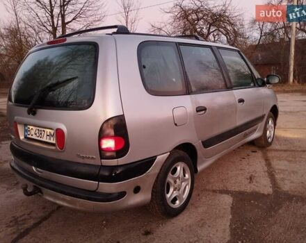 Сірий Рено Еспейс, об'ємом двигуна 2 л та пробігом 260 тис. км за 1950 $, фото 9 на Automoto.ua