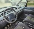 Серый Рено Эспейс, объемом двигателя 2.2 л и пробегом 270 тыс. км за 1320 $, фото 3 на Automoto.ua