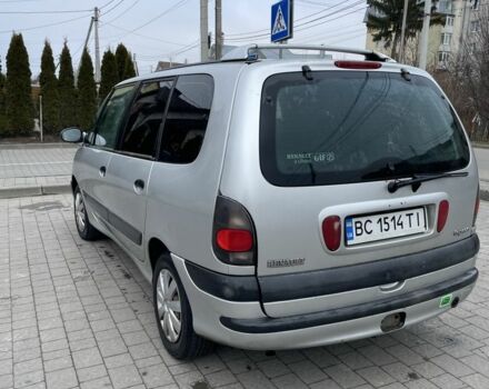 Сірий Рено Еспейс, об'ємом двигуна 2 л та пробігом 79 тис. км за 2700 $, фото 3 на Automoto.ua