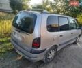 Сірий Рено Еспейс, об'ємом двигуна 2 л та пробігом 240 тис. км за 1900 $, фото 5 на Automoto.ua