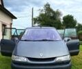 Серый Рено Эспейс, объемом двигателя 2.2 л и пробегом 400 тыс. км за 3600 $, фото 3 на Automoto.ua