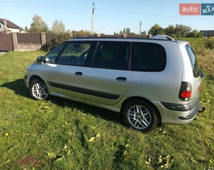 Сірий Рено Еспейс, об'ємом двигуна 2.2 л та пробігом 297 тис. км за 3700 $, фото 1 на Automoto.ua