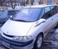 Серый Рено Эспейс, объемом двигателя 2.2 л и пробегом 300 тыс. км за 3600 $, фото 3 на Automoto.ua