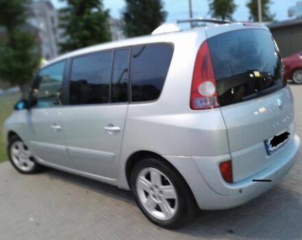 Серый Рено Эспейс, объемом двигателя 2.2 л и пробегом 311 тыс. км за 3500 $, фото 3 на Automoto.ua