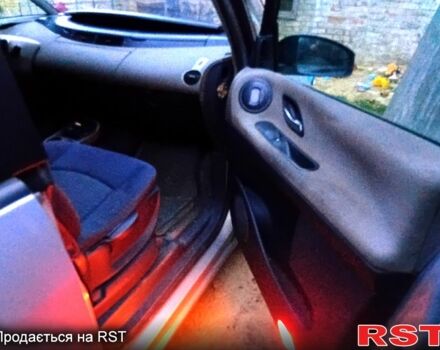 Серый Рено Эспейс, объемом двигателя 2.2 л и пробегом 296 тыс. км за 5000 $, фото 5 на Automoto.ua