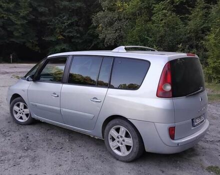 Рено Эспейс 2003 в Ровно на Automoto.ua Серый Рено Эспейс, объемом двигателя 2 л и пробегом 357 тыс. км за 4000 $, фото 2 на Automoto.ua