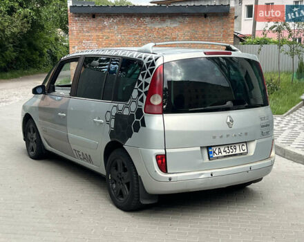 Серый Рено Эспейс, объемом двигателя 2.2 л и пробегом 248 тыс. км за 2400 $, фото 3 на Automoto.ua