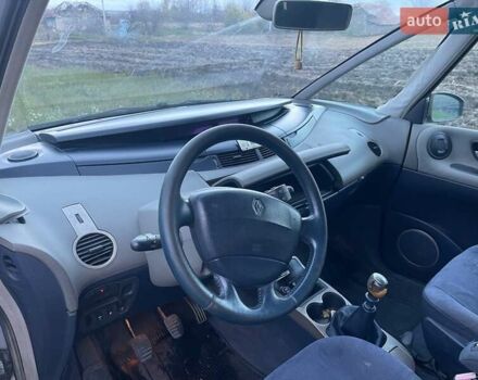 Серый Рено Эспейс, объемом двигателя 2.2 л и пробегом 212 тыс. км за 3800 $, фото 13 на Automoto.ua