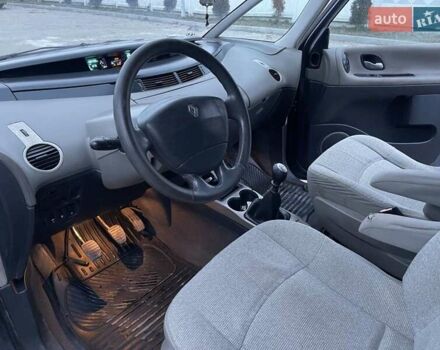Сірий Рено Еспейс, об'ємом двигуна 2.2 л та пробігом 280 тис. км за 2999 $, фото 13 на Automoto.ua
