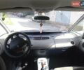Серый Рено Эспейс, объемом двигателя 2.2 л и пробегом 300 тыс. км за 4500 $, фото 1 на Automoto.ua