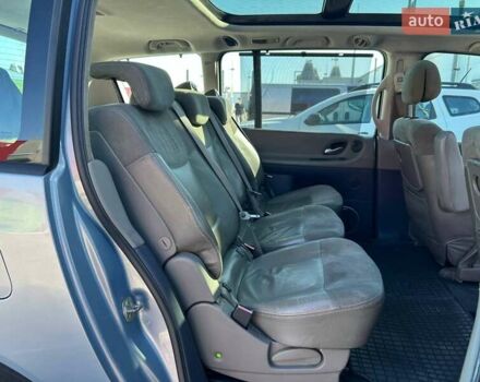 Серый Рено Эспейс, объемом двигателя 2.19 л и пробегом 452 тыс. км за 5490 $, фото 11 на Automoto.ua