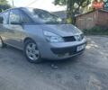 Серый Рено Эспейс, объемом двигателя 2.2 л и пробегом 250 тыс. км за 2700 $, фото 3 на Automoto.ua