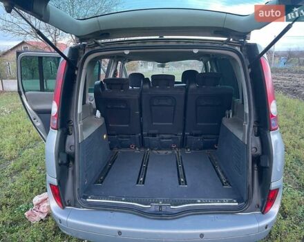 Серый Рено Эспейс, объемом двигателя 2.2 л и пробегом 212 тыс. км за 3800 $, фото 23 на Automoto.ua