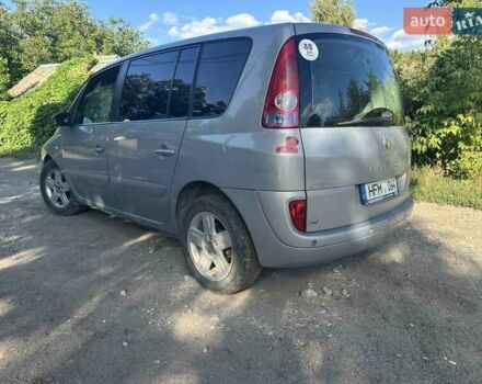Серый Рено Эспейс, объемом двигателя 2.2 л и пробегом 250 тыс. км за 2700 $, фото 6 на Automoto.ua