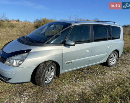 Рено Еспейс 2003 у Хмельницькому на Automoto.ua Сірий Рено Еспейс, об'ємом двигуна 2.19 л та пробігом 557 тис. км за 4500 $, фото 1 на Automoto.ua