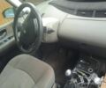 Рено Эспейс 2003 в Гайсине на Automoto.ua Серый Рено Эспейс, объемом двигателя 2.2 л и пробегом 280 тыс. км за 3300 $, фото 7 на Automoto.ua