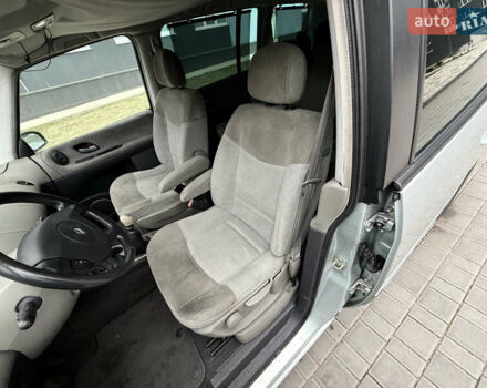 Серый Рено Эспейс, объемом двигателя 2.19 л и пробегом 246 тыс. км за 5600 $, фото 38 на Automoto.ua