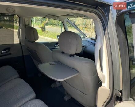 Серый Рено Эспейс, объемом двигателя 2 л и пробегом 187 тыс. км за 5499 $, фото 61 на Automoto.ua