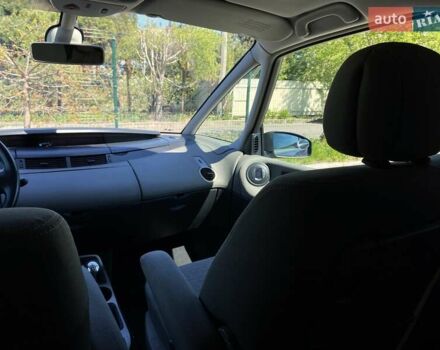 Серый Рено Эспейс, объемом двигателя 2 л и пробегом 187 тыс. км за 5499 $, фото 46 на Automoto.ua