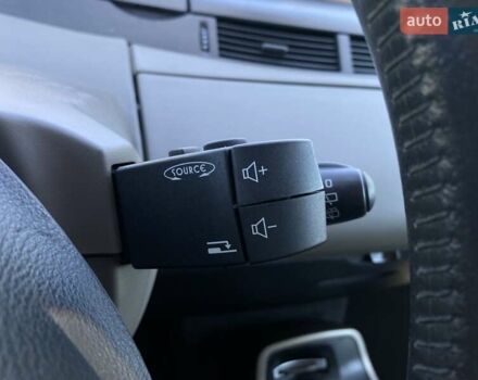 Серый Рено Эспейс, объемом двигателя 2 л и пробегом 187 тыс. км за 5499 $, фото 24 на Automoto.ua