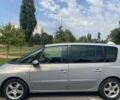 Серый Рено Эспейс, объемом двигателя 2.2 л и пробегом 330 тыс. км за 5000 $, фото 1 на Automoto.ua