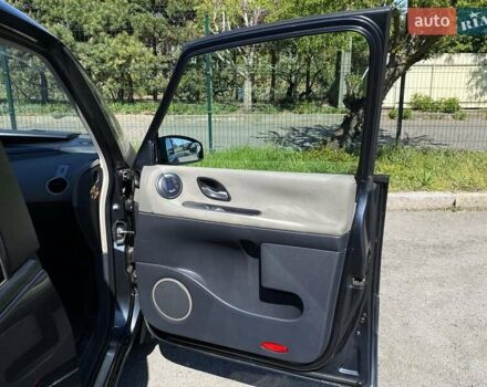 Серый Рено Эспейс, объемом двигателя 2 л и пробегом 187 тыс. км за 5499 $, фото 34 на Automoto.ua