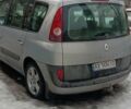 Сірий Рено Еспейс, об'ємом двигуна 2 л та пробігом 310 тис. км за 4900 $, фото 26 на Automoto.ua
