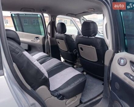 Серый Рено Эспейс, объемом двигателя 2 л и пробегом 254 тыс. км за 4600 $, фото 5 на Automoto.ua