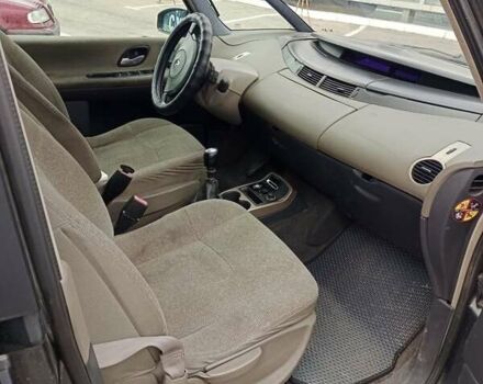 Рено Эспейс 2004 в Харькове на Automoto.ua Серый Рено Эспейс, объемом двигателя 2 л и пробегом 250 тыс. км за 4700 $, фото 10 на Automoto.ua