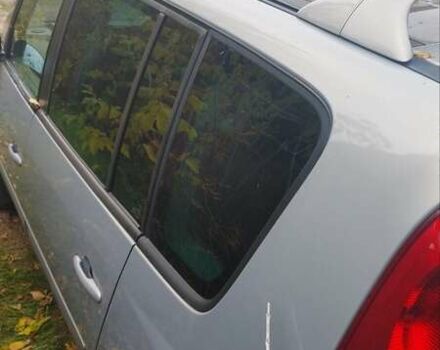 Рено Эспейс 2004 в Ирпене на Automoto.ua Серый Рено Эспейс, объемом двигателя 3 л и пробегом 320 тыс. км за 2300 $, фото 6 на Automoto.ua