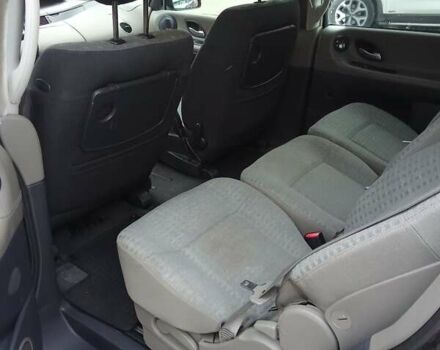 Серый Рено Эспейс, объемом двигателя 1.87 л и пробегом 242 тыс. км за 3999 $, фото 55 на Automoto.ua