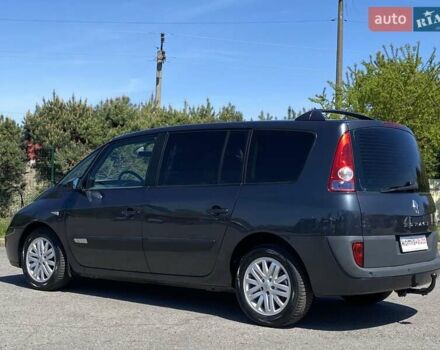 Серый Рено Эспейс, объемом двигателя 2 л и пробегом 187 тыс. км за 5499 $, фото 4 на Automoto.ua