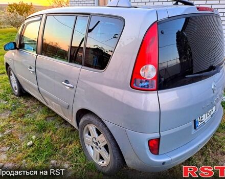 Серый Рено Эспейс, объемом двигателя 2.2 л и пробегом 149 тыс. км за 4660 $, фото 4 на Automoto.ua