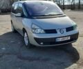 Серый Рено Эспейс, объемом двигателя 2.19 л и пробегом 388 тыс. км за 4700 $, фото 1 на Automoto.ua