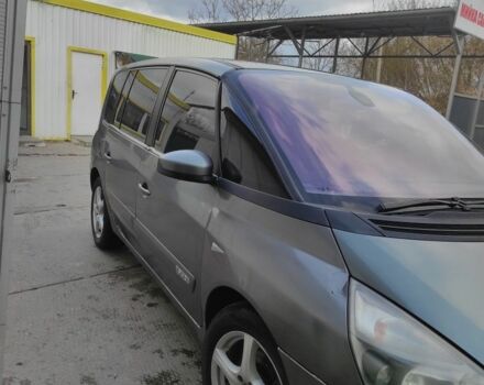 Серый Рено Эспейс, объемом двигателя 1.9 л и пробегом 450 тыс. км за 3500 $, фото 1 на Automoto.ua