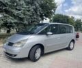Серый Рено Эспейс, объемом двигателя 1.9 л и пробегом 347 тыс. км за 4600 $, фото 1 на Automoto.ua