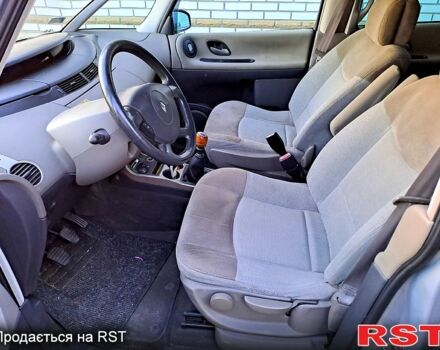 Серый Рено Эспейс, объемом двигателя 2.2 л и пробегом 149 тыс. км за 4660 $, фото 12 на Automoto.ua